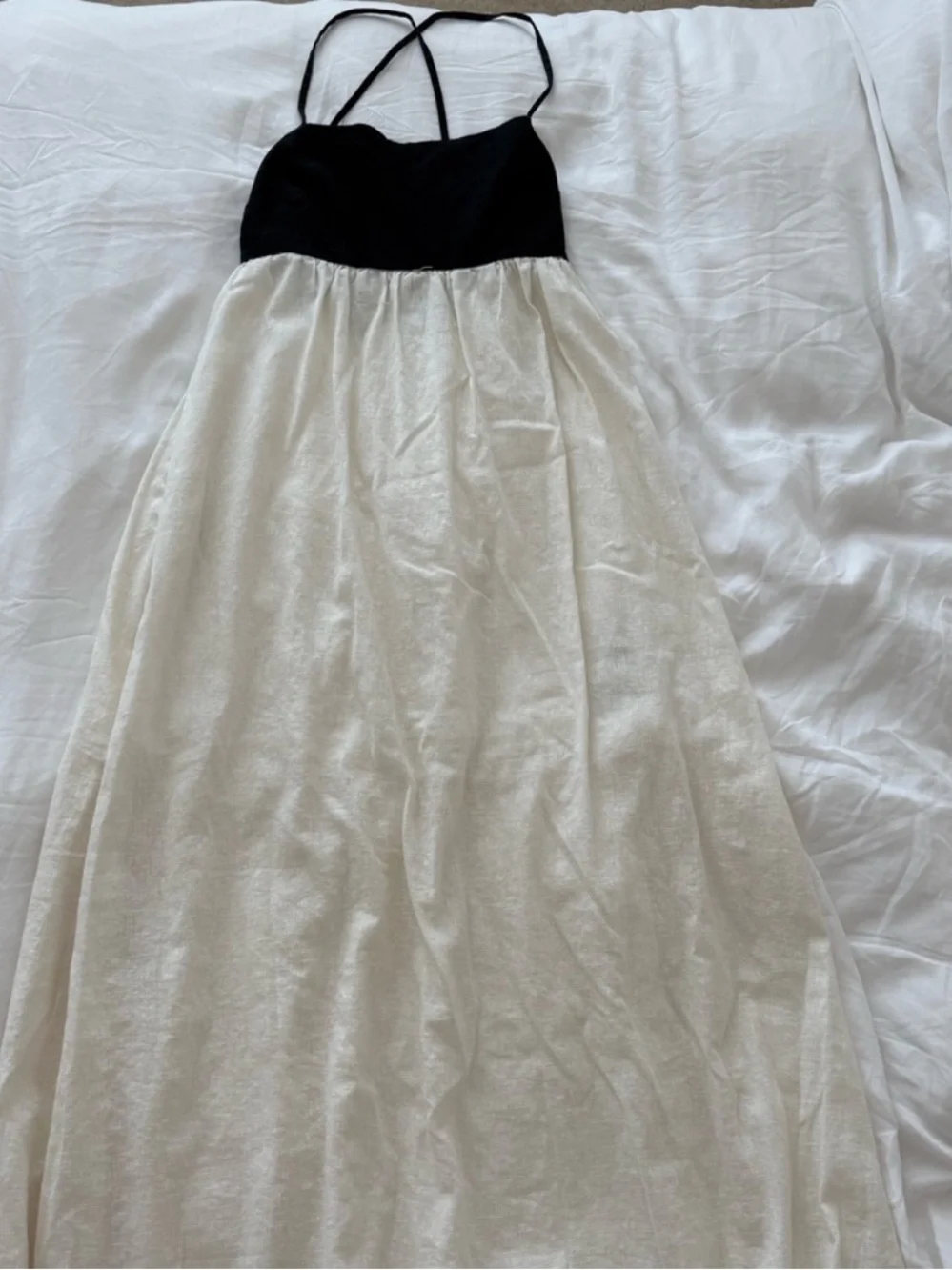 Abercrombie & fitch Black & White Maxi Dress with Spaghetti Straps - Picture 3 of 3